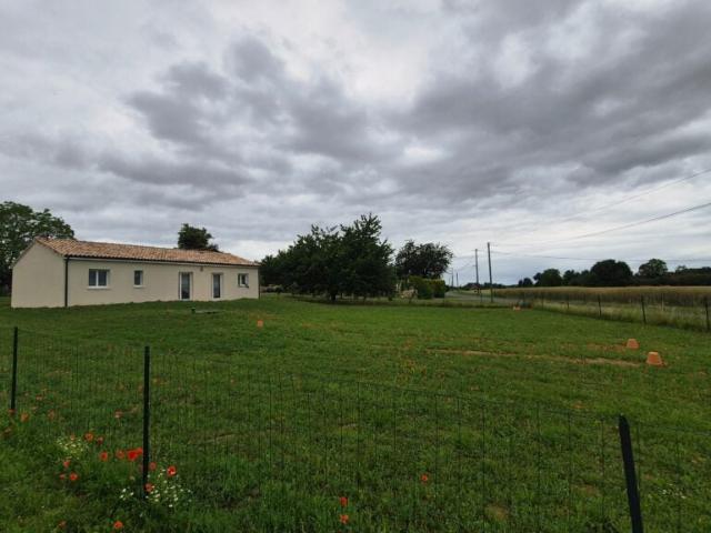 Location House Route Maxime Roux, Val de Louyre et Caudeau