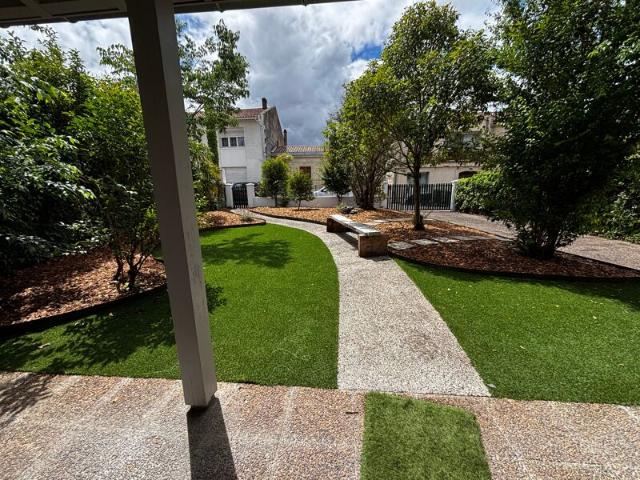 Location House Rue Charles Floquet, Talence