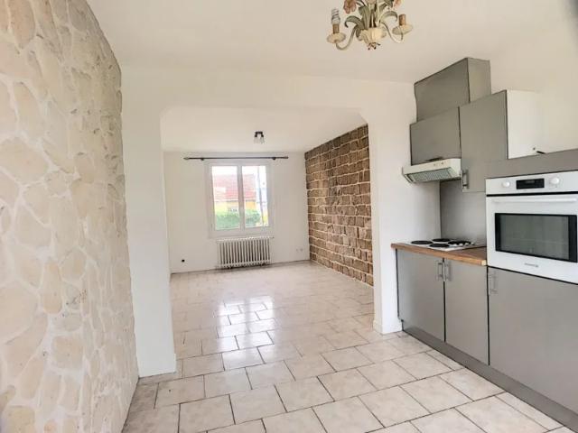 Location House Rue Charles Pierre, La Ferté Saint Aubin