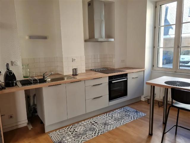 Location House Rue Claude Pinette, Châteauroux