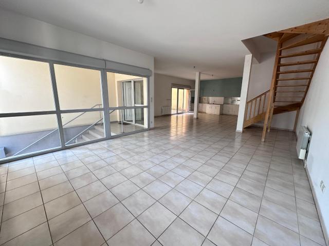 Location House Rue Anna Bibert, Tarare