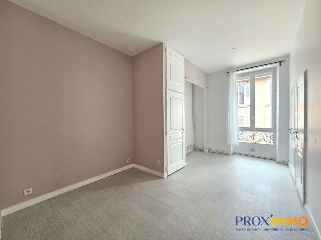 Location House Rue Adjudant Eric Terrier, Voiron