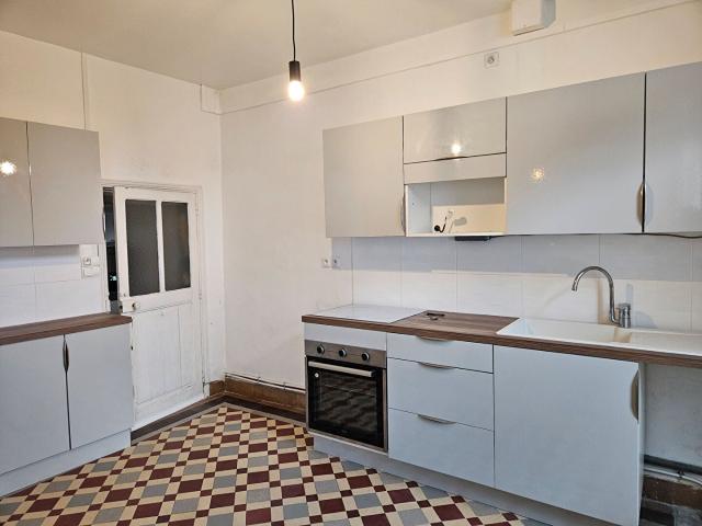 Location House Rue Alfred de Vigny, Ciran
