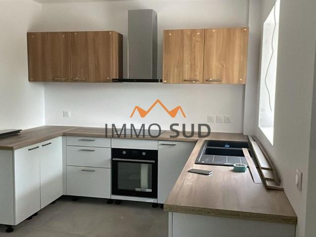 Location House Rue Brice Rostal, Baie Mahault