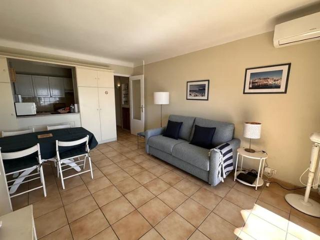 Location House Rue Georges Clemenceau, Cannes
