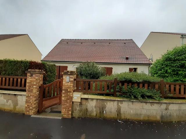 Location House D 97, Barcy