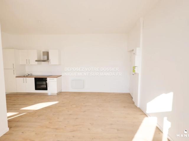 Location Appartement Rue de l'Ouest, Roubaix