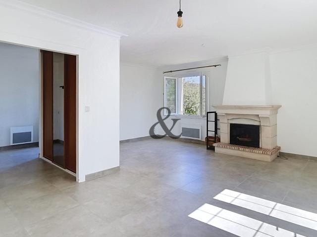 Location House Rue de la Bergeonnerie, Tours