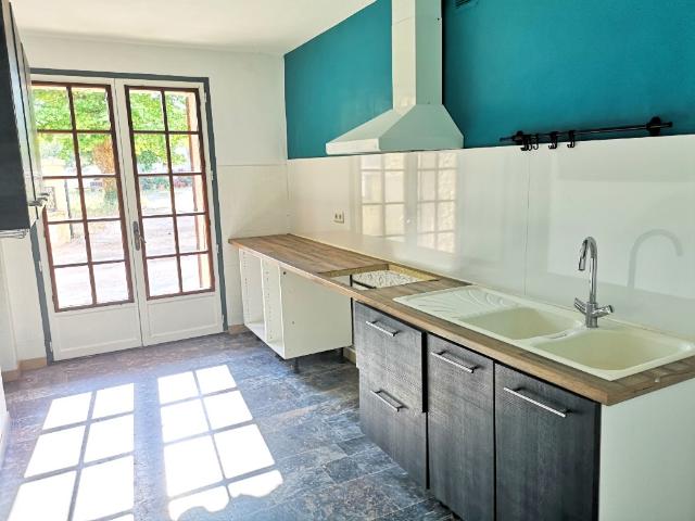 Location House Rue de la Pomme de Pin, La Fare les Oliviers