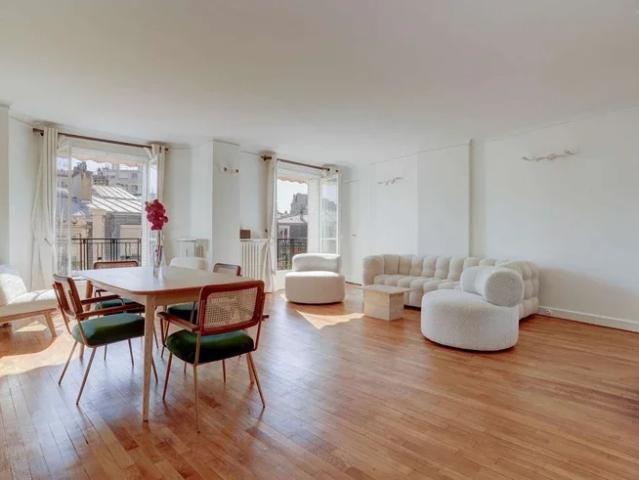 Location Appartement Rue de la Pompe, Paris