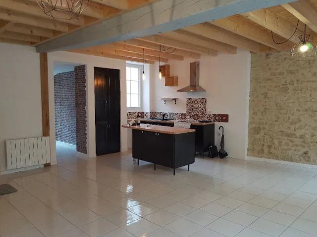 Location House Rue de la Piscine, Mamers