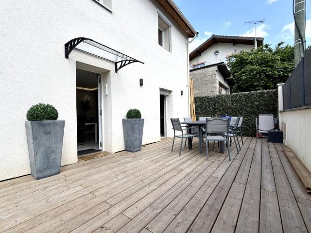 Location House Rue de la République, Romainville