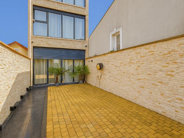 Location House Rue de la République, Romainville