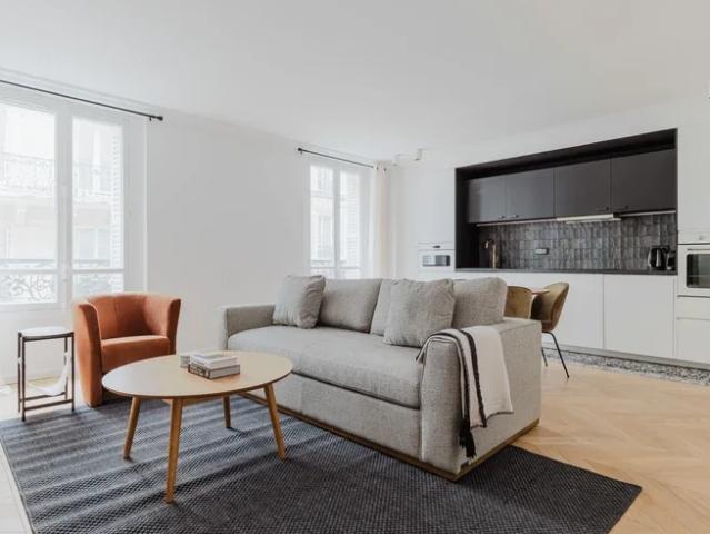 Location House Rue de l'Arc de Triomphe, Paris