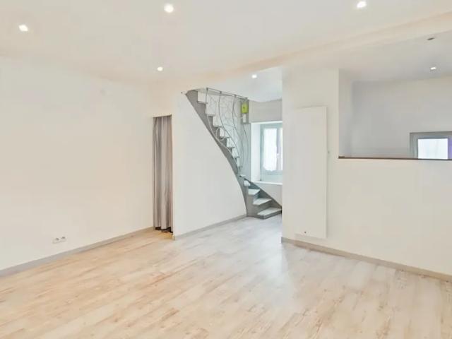 Location House Rue Fernand Forest, Valence