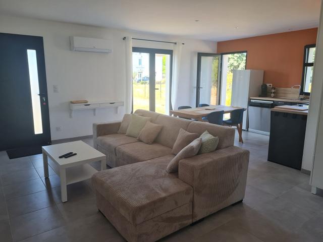 Location House Rue d'El Arénal, Sabres