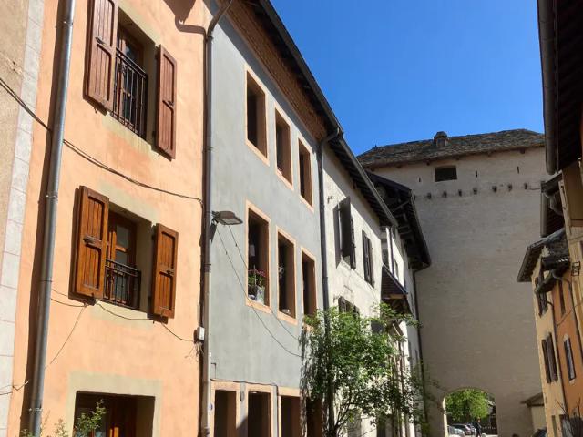 Location House Rue des Augustins, Crémieu