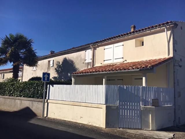 Location House Rue des Carrés, Saint Laurent de la Prée
