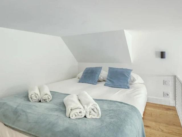 Location House Rue des Cottages, Paris