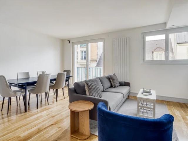 Location House Rue des Dames, Paris