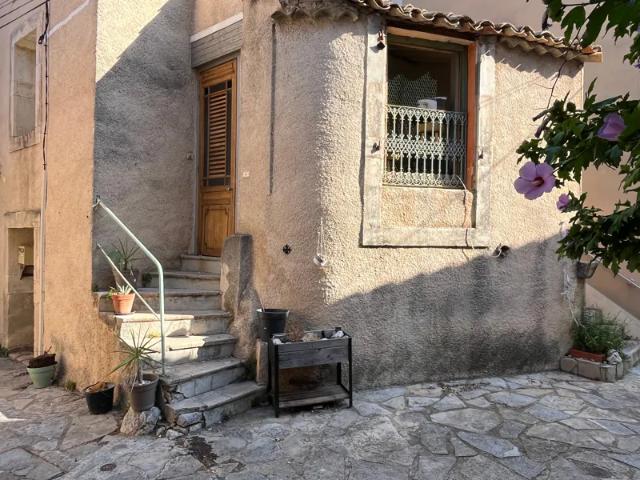 Location House Rue des Remparts, Combaillaux