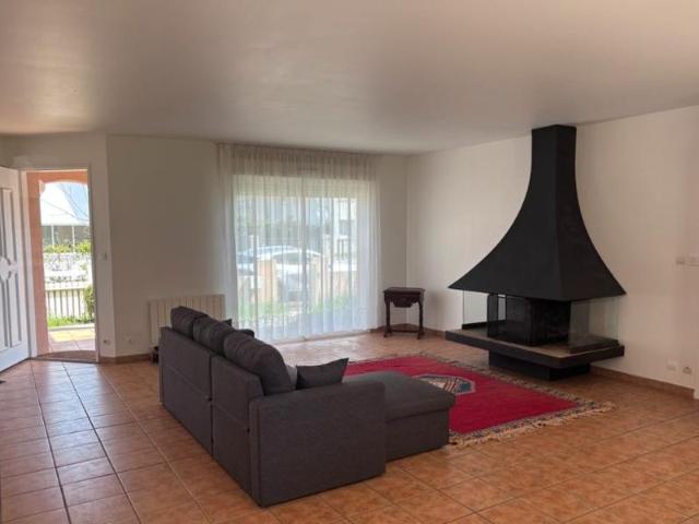 Location House Rue des Treilles, Libourne
