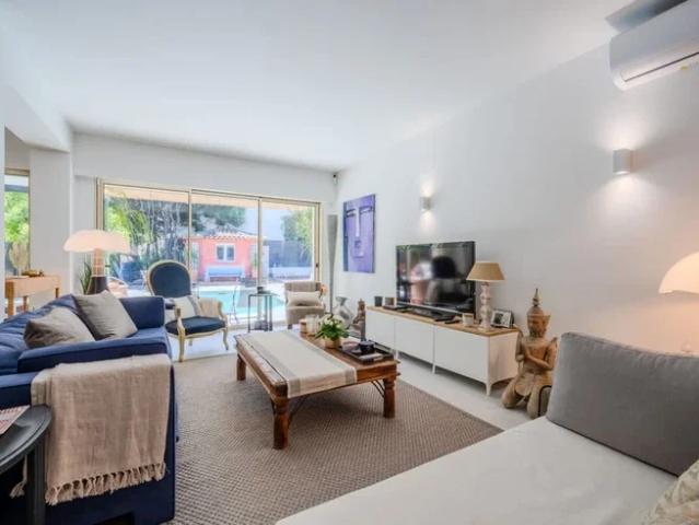 Location Appartement Rue du Commandant Lamy, Le Cannet