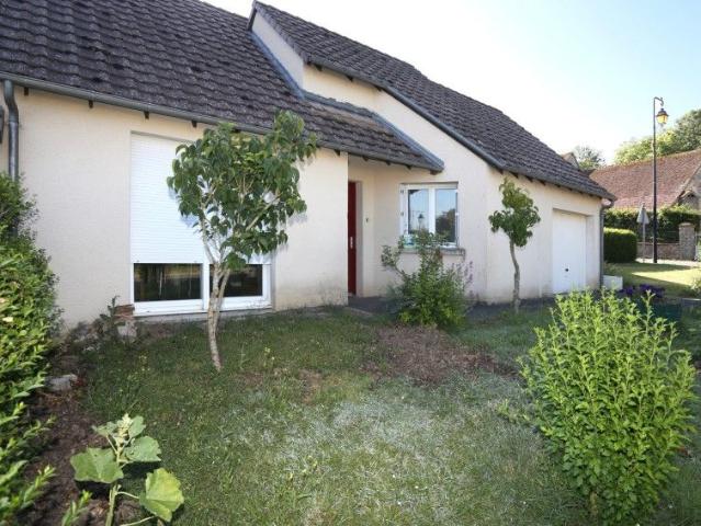 Location House Rue du Château, Anjouin
