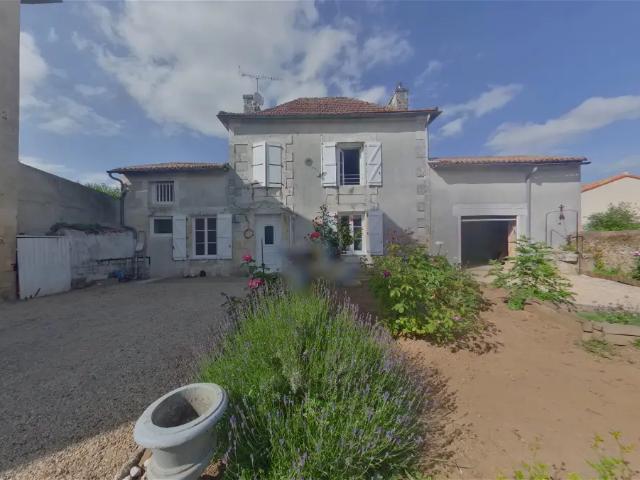 Location House Rue du Château, Quinçay