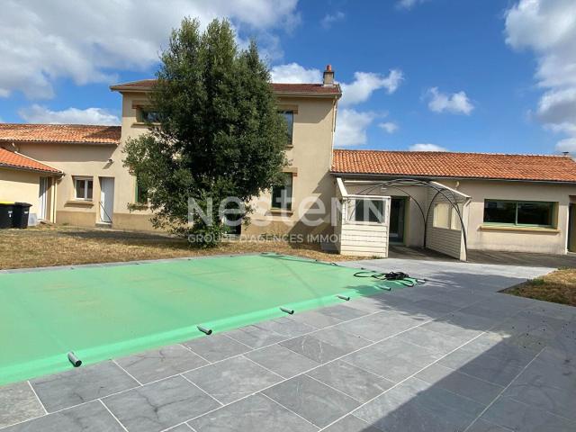 Location House Rue du Bois Vert, Bressuire