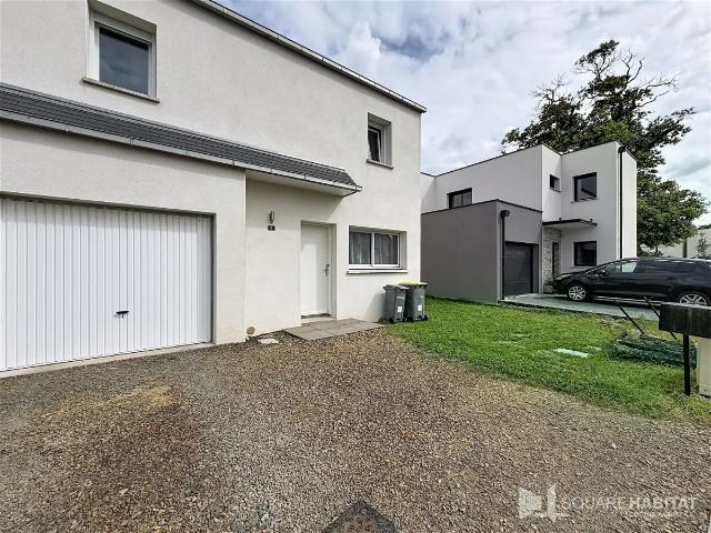 Location House Rue du Graal, Boisgervilly