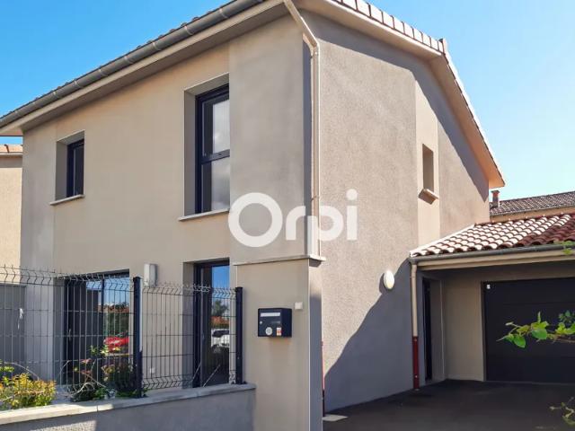Location House Rue du Soleil Levant, Saint Martin en Haut