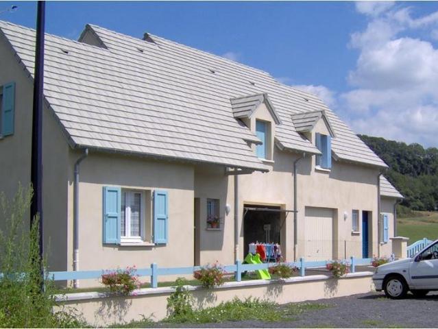 Location House Rue du Stade, Drugeac