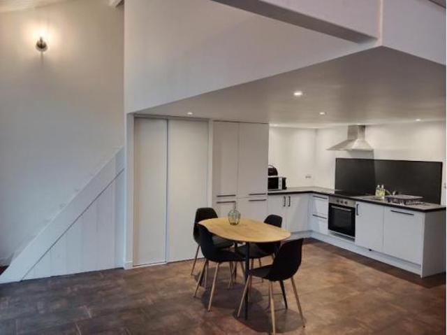 Location House Rue duffour dubergier, Bordeaux
