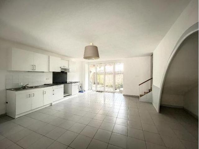 Location House Rue duffour dubergier, Bordeaux