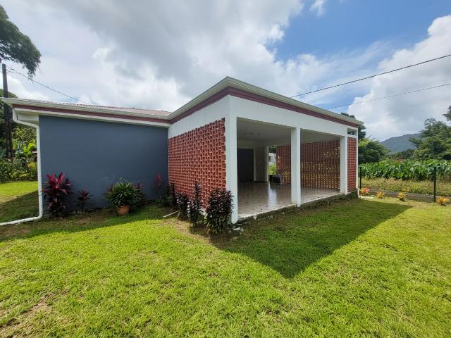 Location House Rue Félix Gustave, Le Morne Rouge