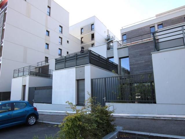 Location House Rue Joachim du Bellay, Rouen
