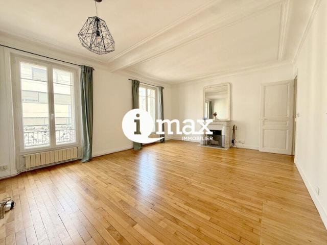 Location House Rue Jacques Mazaud, Levallois Perret