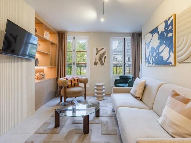 Location Appartement Rue Jean Beausire, Paris