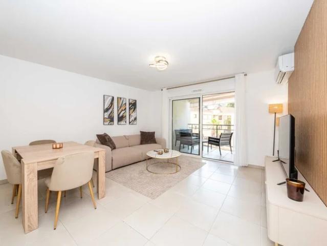 Location Appartement Rue Louis Nouveau, Cannes