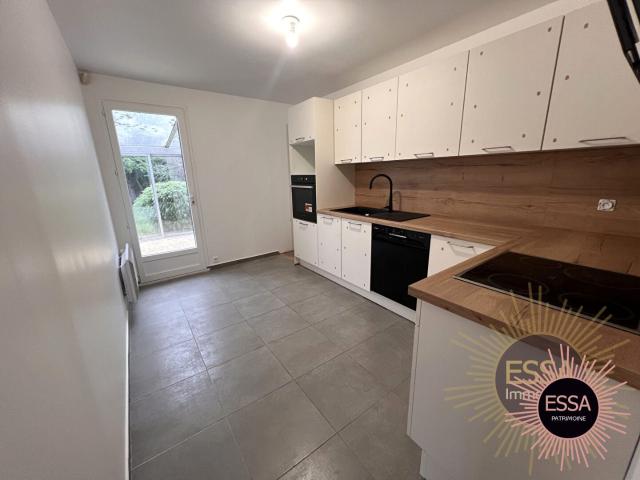 Location House Rue Louis Pasteur, Guyancourt