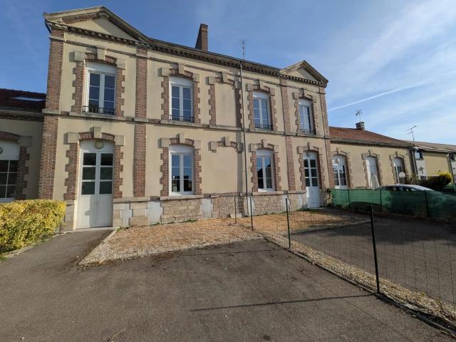 Location House Rue Louise Michel, Saint Just Sauvage
