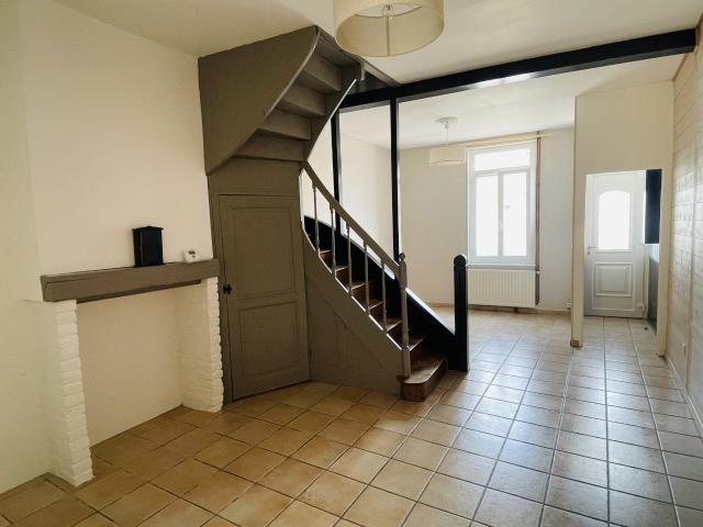 Location House Rue Léon Dupontreué, Amiens