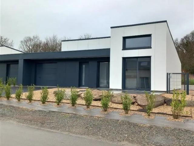 Location House Rue Léontine Le Gall, Plouisy