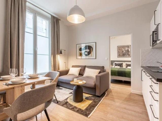 Location Appartement Rue Monsigny, Paris