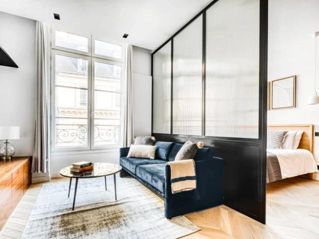 Location House Rue du Faubourg Saint Martin, Paris