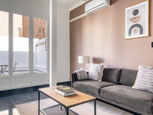 Location House Rue Pierre Demours, Paris