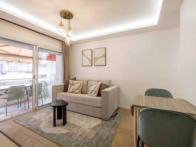 Location Appartement Rue Rouaze, Cannes