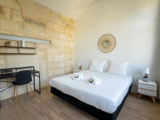 Location House Rue Robert Caumont, Bordeaux