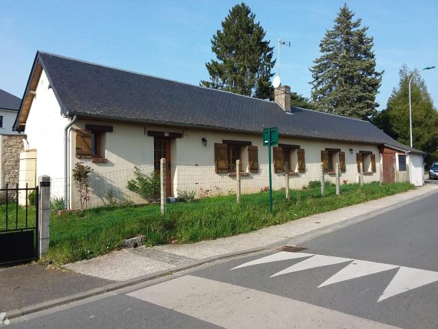 Location House Rue Roger Cressent, Cuy Saint Fiacre